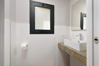 ff18886ca467e8a6ef42d157d8f59168 - 27