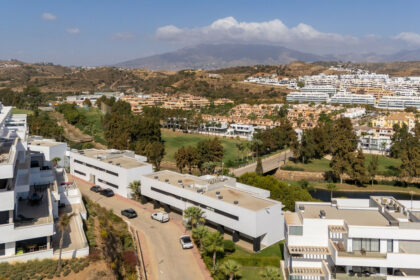 ff18886ca467e8a6ef42d157d8f59168 - 39