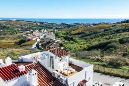 fff0453b274867a4f7cdaf9a6b9f49e1 - 1