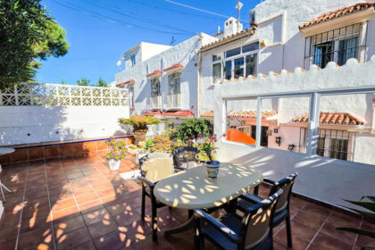 fff0453b274867a4f7cdaf9a6b9f49e1 - 20