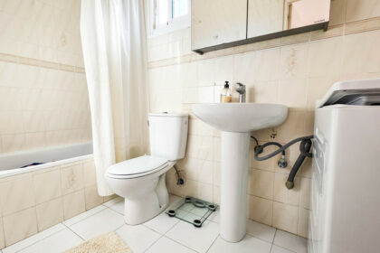 fff0453b274867a4f7cdaf9a6b9f49e1 - 26