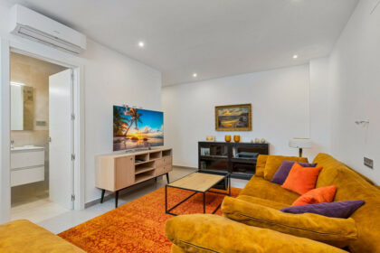 00eafba1cc47bf3f3590dfff084bfa72 - 19