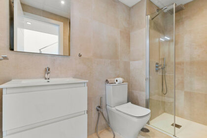 00eafba1cc47bf3f3590dfff084bfa72 - 23