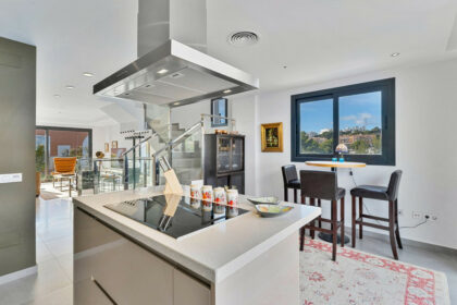 00eafba1cc47bf3f3590dfff084bfa72 - 7