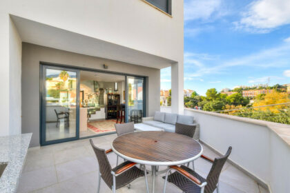 00eafba1cc47bf3f3590dfff084bfa72 - 8