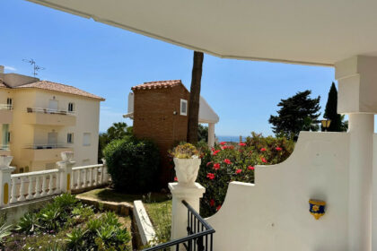 03522a8e79154caad8f2f8195c6df1b5 - 15