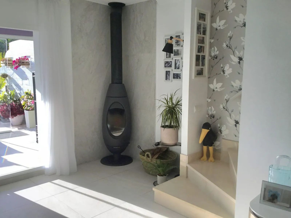 03655cd24c52b301b069a577506d4651 - 20