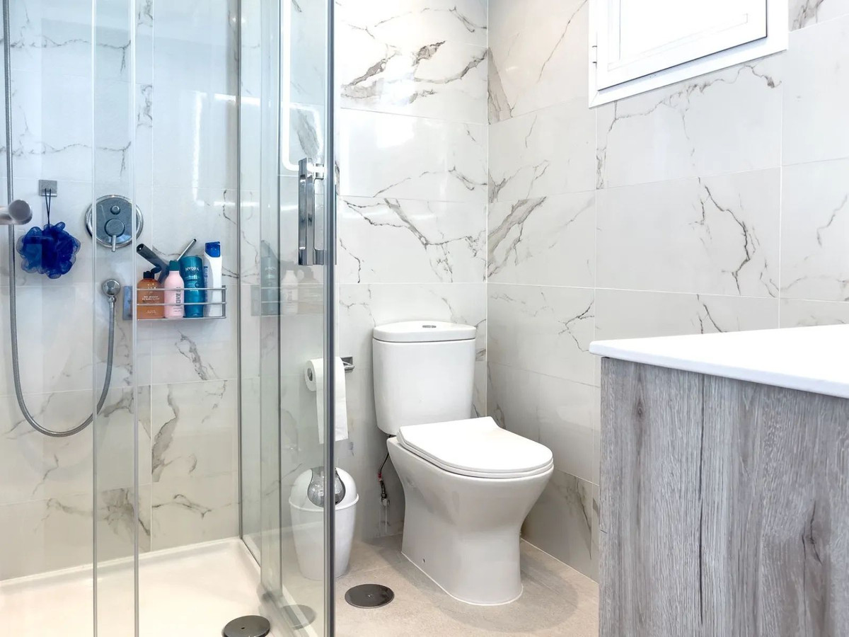 03655cd24c52b301b069a577506d4651 - 26