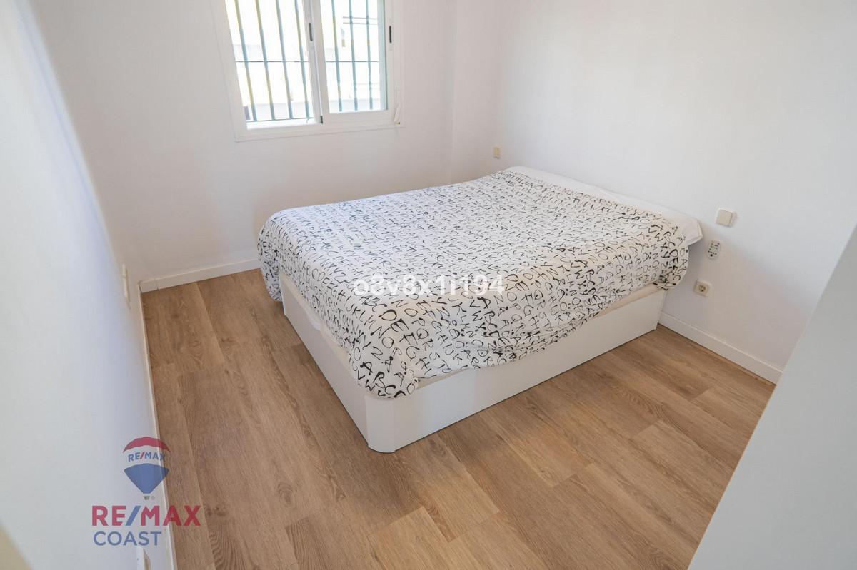 03a370cc34a56a348d36838d65381721 - 24