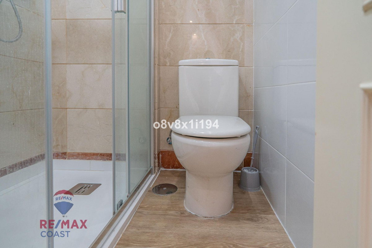 03a370cc34a56a348d36838d65381721 - 29