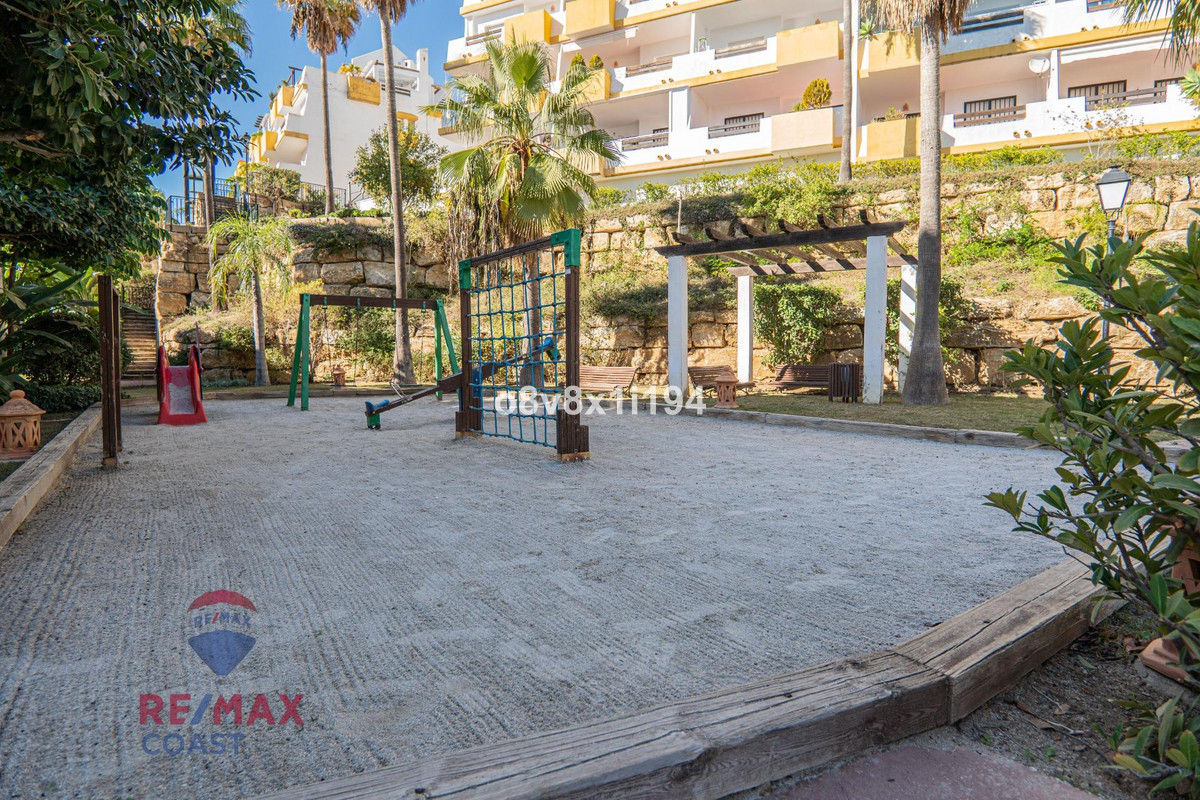 03a370cc34a56a348d36838d65381721 - 36