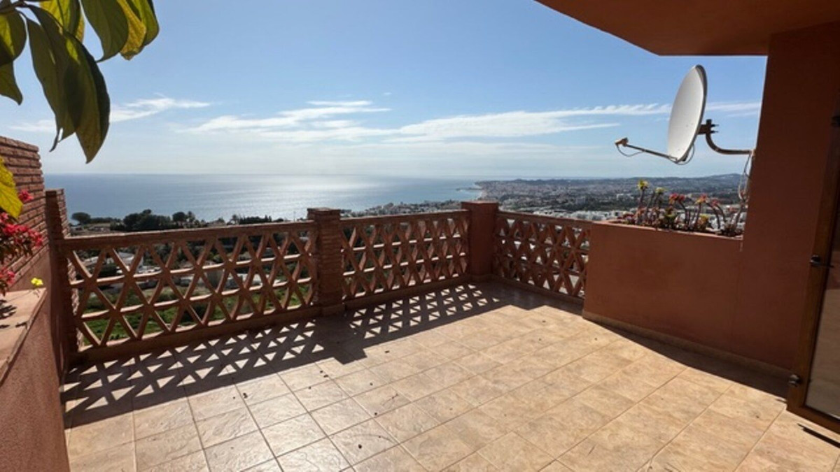 03baca03408175e455804445ee829ca5 - 12