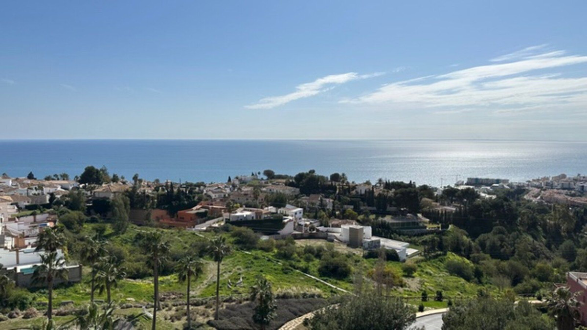 03baca03408175e455804445ee829ca5 - 17