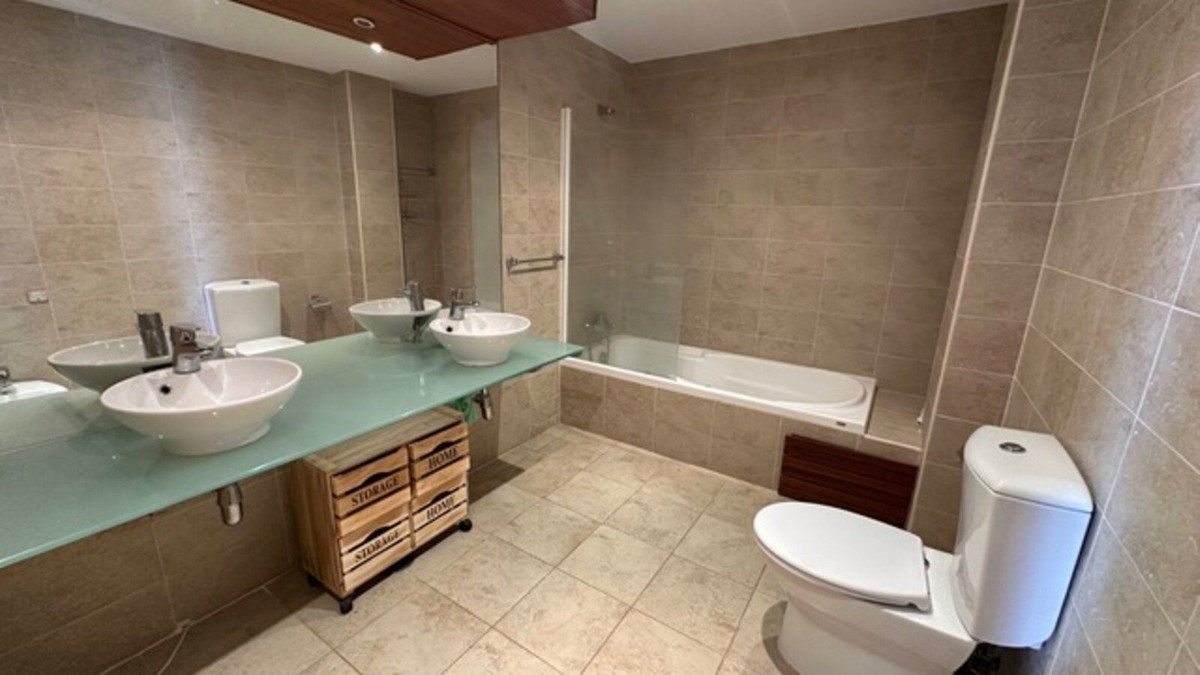 03baca03408175e455804445ee829ca5 - 22