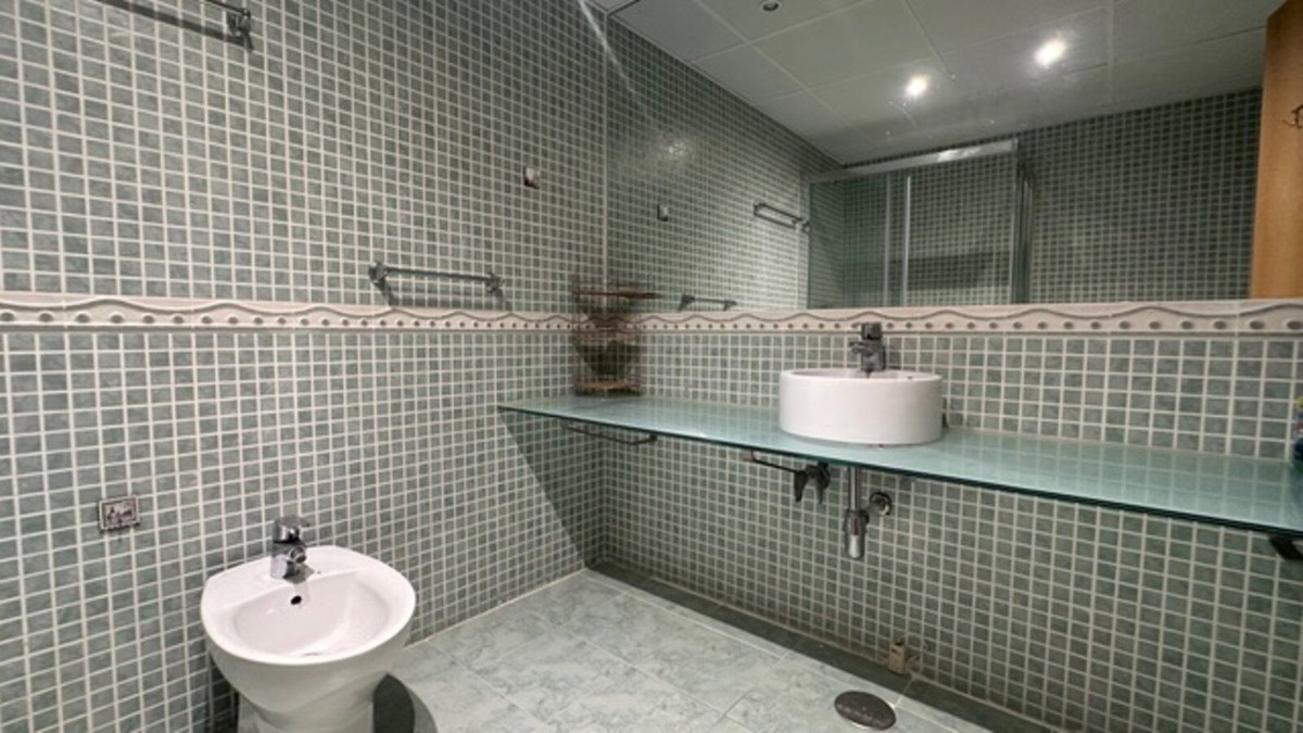 03baca03408175e455804445ee829ca5 - 29