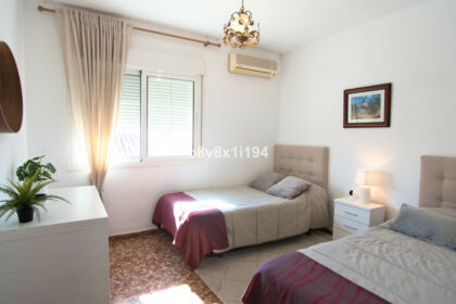 0472f94fd7cb516cce7ba24f4ed7954b - 19