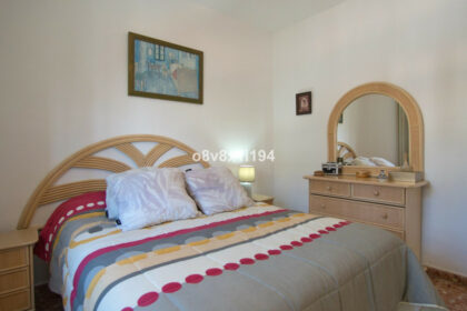 0472f94fd7cb516cce7ba24f4ed7954b - 23