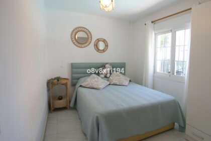 0472f94fd7cb516cce7ba24f4ed7954b - 26