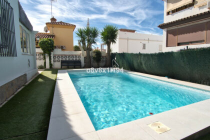 0472f94fd7cb516cce7ba24f4ed7954b - 31