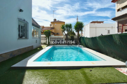 0472f94fd7cb516cce7ba24f4ed7954b - 33