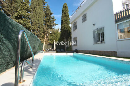 0472f94fd7cb516cce7ba24f4ed7954b - 37