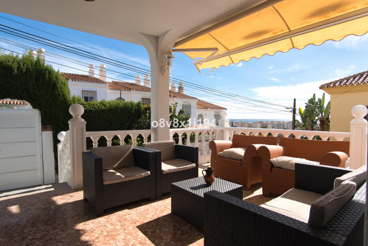 0472f94fd7cb516cce7ba24f4ed7954b - 5