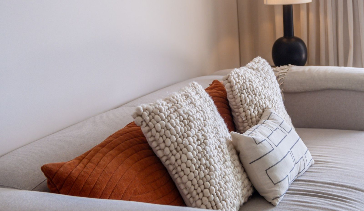 04c4e99439afa9e570e67848bd4b02dc - 16