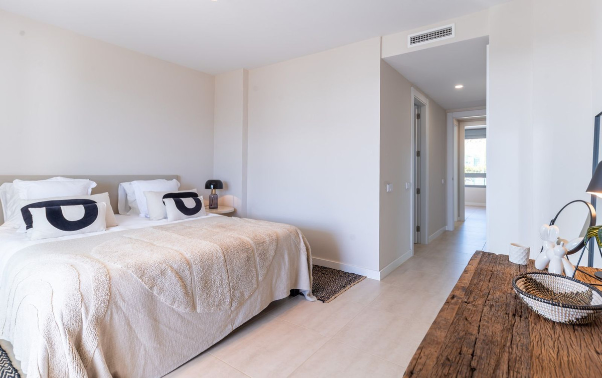 04c4e99439afa9e570e67848bd4b02dc - 21