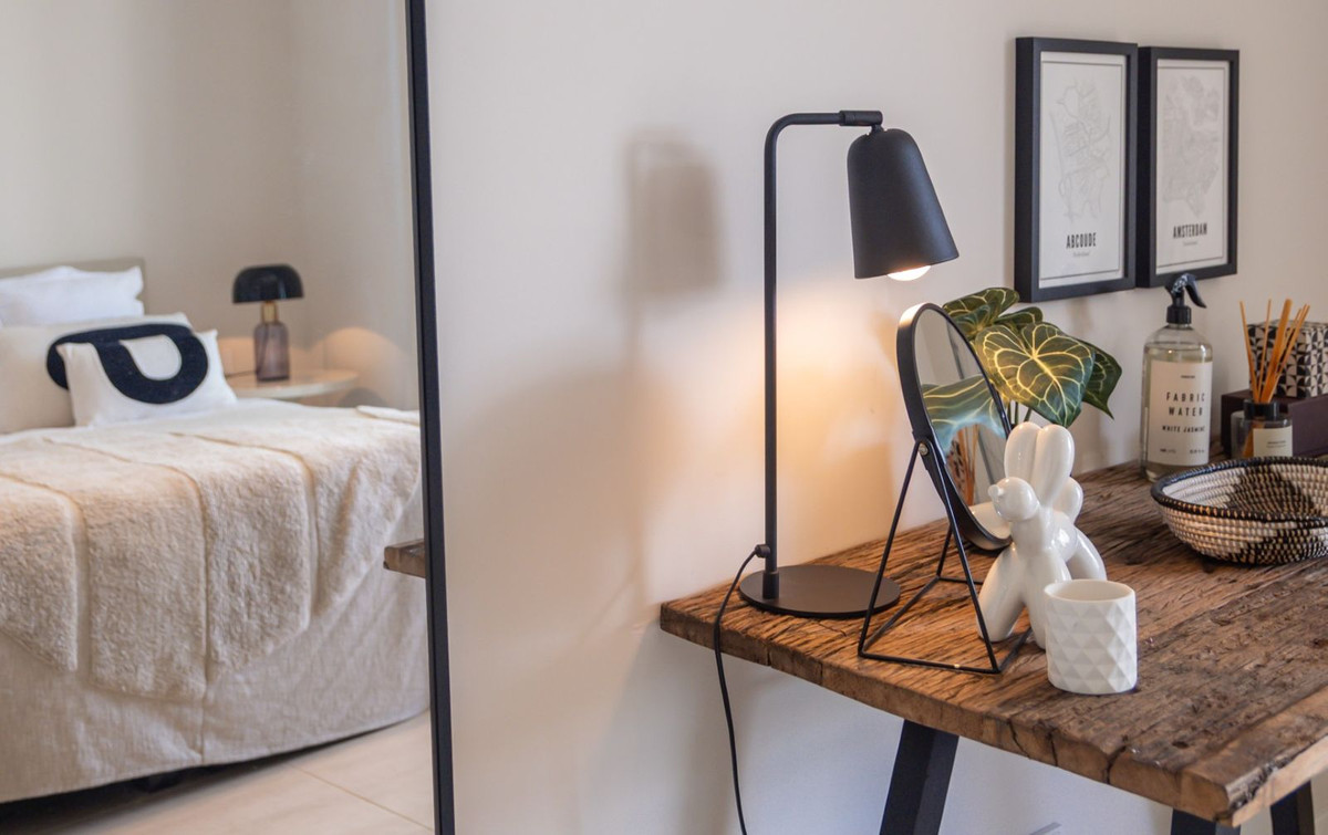 04c4e99439afa9e570e67848bd4b02dc - 23