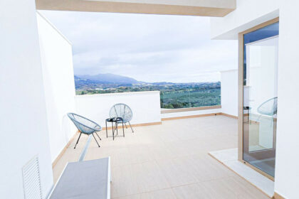 04ef92c0bb54633681a95e2d3960d6ec - 47