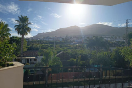 053fe051091aefcacf79a8ee10b3765e - 4