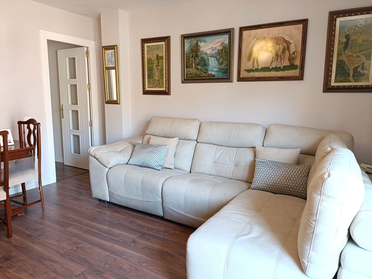 05f4dee01a290e084a40af8768d940d4 - 11