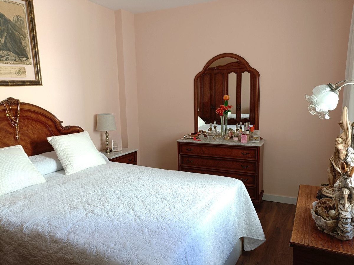 05f4dee01a290e084a40af8768d940d4 - 14