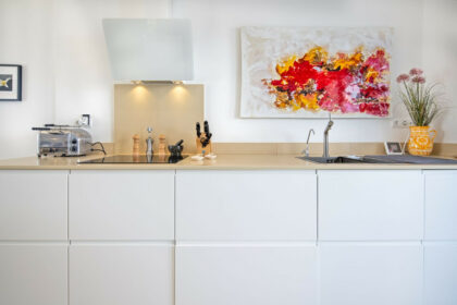 06cd2704eab786bd733bcca7d7558d43 - 11