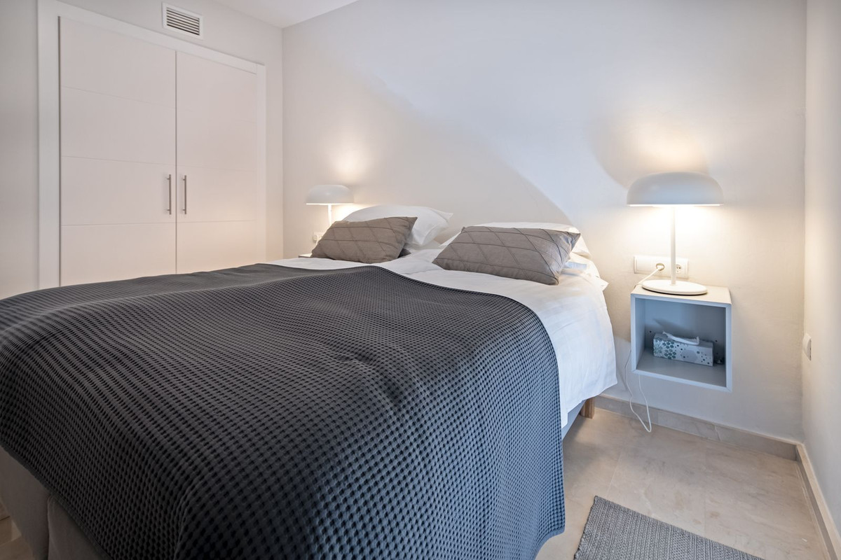 06cd2704eab786bd733bcca7d7558d43 - 29