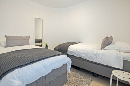 06cd2704eab786bd733bcca7d7558d43 - 38