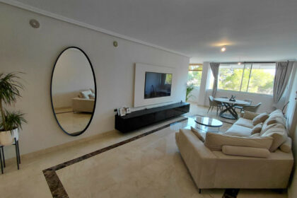 070cdb644b903a1b968fa15c680e89aa - 1