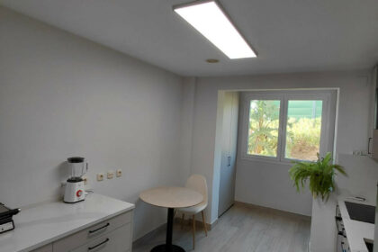 070cdb644b903a1b968fa15c680e89aa - 13