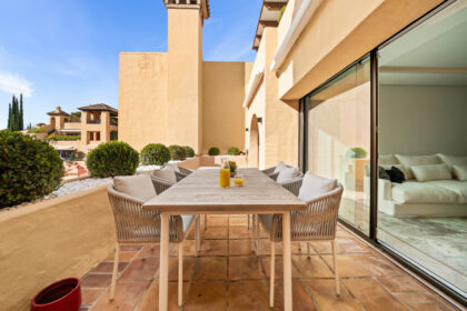 0731b57ba2d1ce8eb8c04092bd681bf7 - 15