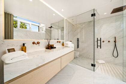 0731b57ba2d1ce8eb8c04092bd681bf7 - 32