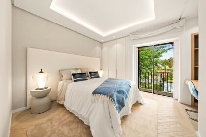 0731b57ba2d1ce8eb8c04092bd681bf7 - 37