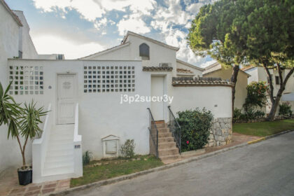 0737054d873e921d5b50d6c06fa72543 - 2