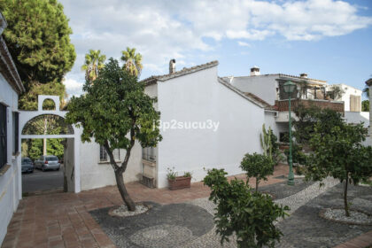 0737054d873e921d5b50d6c06fa72543 - 29