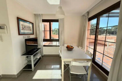 0864e7b5f34dd54a339991b2f519ed22 - 11