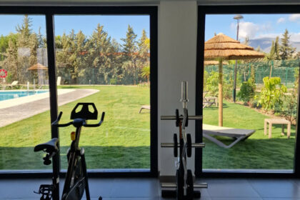 0930021e9bde0677794924bd0afdbce6 - 11