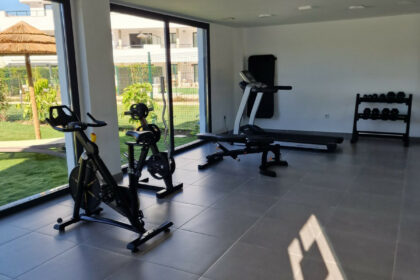 0930021e9bde0677794924bd0afdbce6 - 12