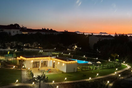 0930021e9bde0677794924bd0afdbce6 - 18