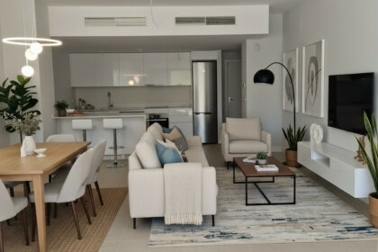 0930021e9bde0677794924bd0afdbce6 - 23