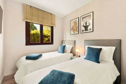 09687c64ff1b05d65ac3e3fd4b8b2078 - 4