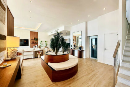 09885d04e0867bb6a94cc60f3de79a94 - 25